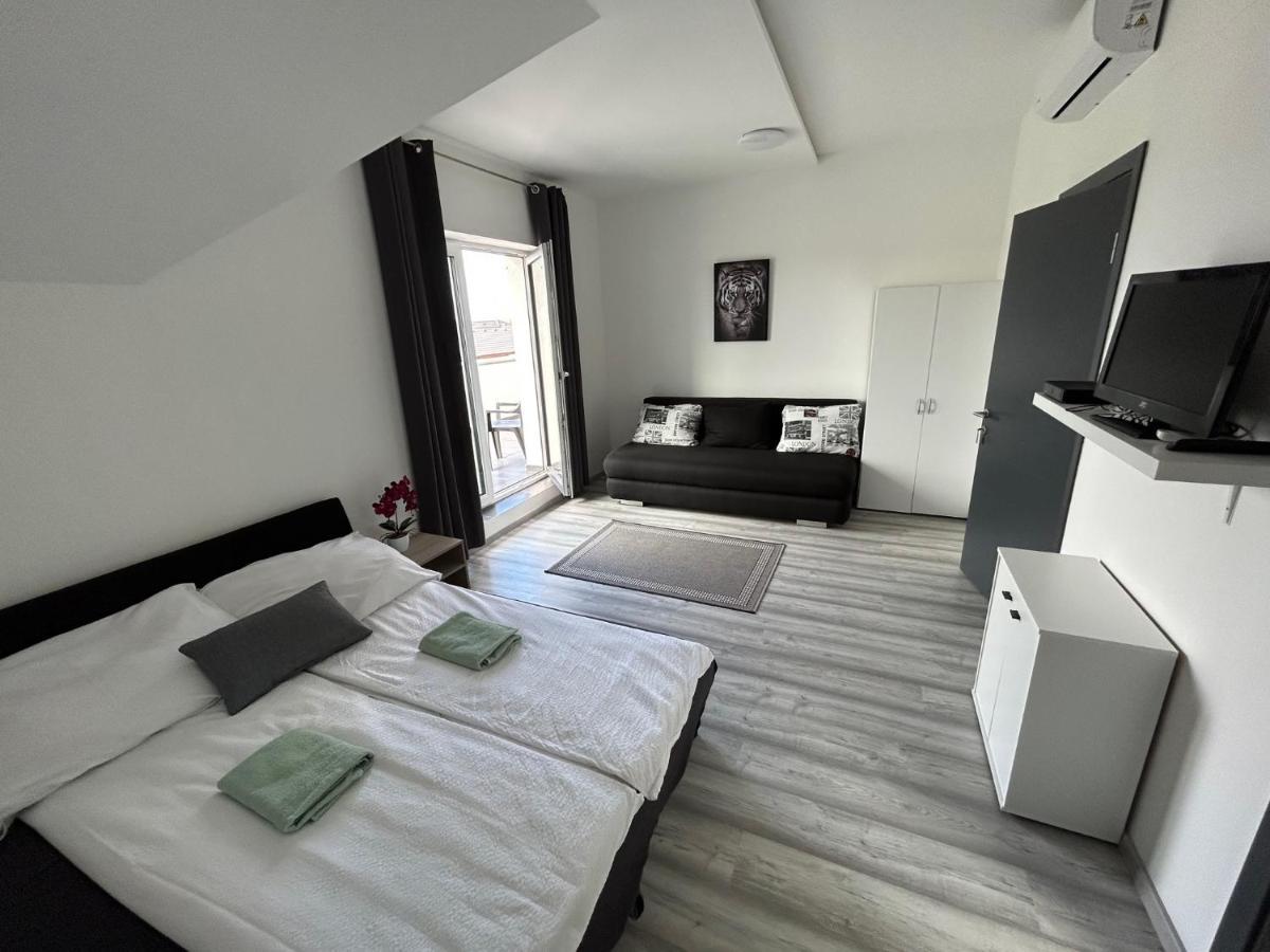 Apartment Laura Apartmanhaz
